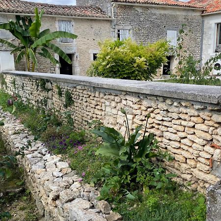 Le Maine N 5 - Fleac Angouleme - Suite Tilleul Exterior foto